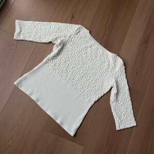 GWheels Women’s Textured Cream Long Sleeve Top, Size M